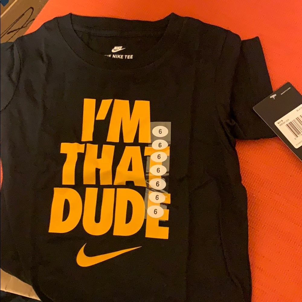 Nike boys t-shirt